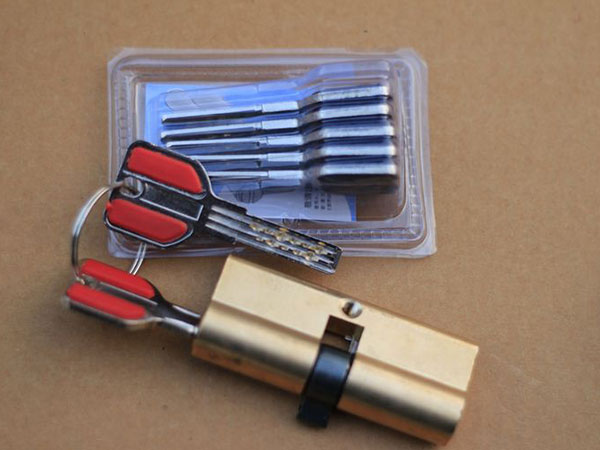 南浔24小时上门开锁公司